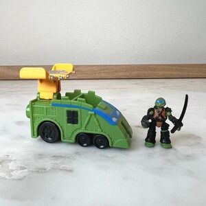 Teenage Mutant Ninja Turtles (TMNT) Micro Mutants Shellraiser with Leo Micro